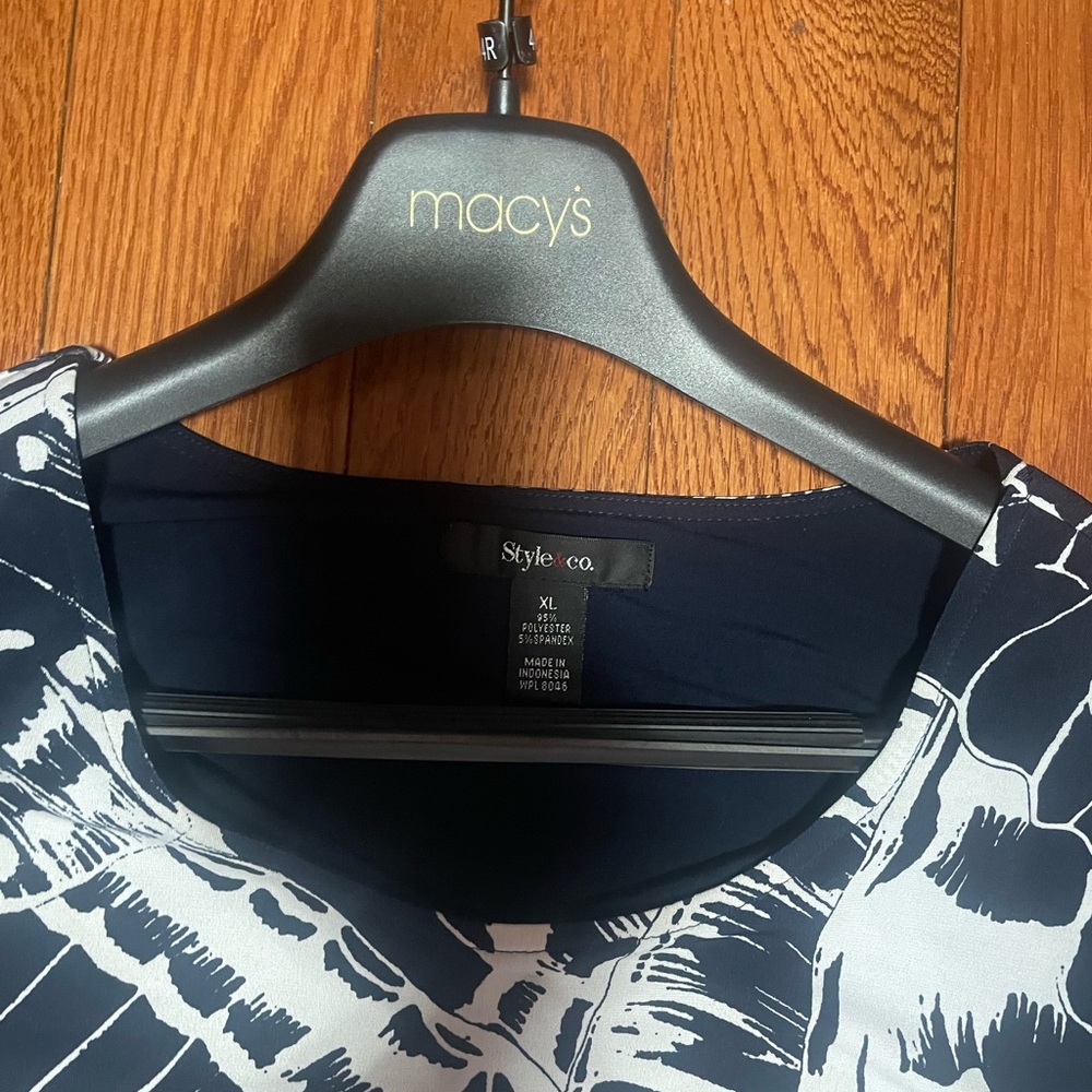 Style & Co. Navy & White Abstract Print Blouse
